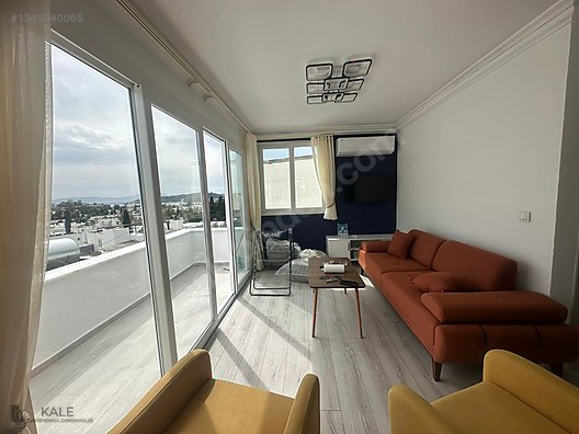 Bodrum merkezde teraslı deniz manzaralı 2+1 eşyalı kiralık